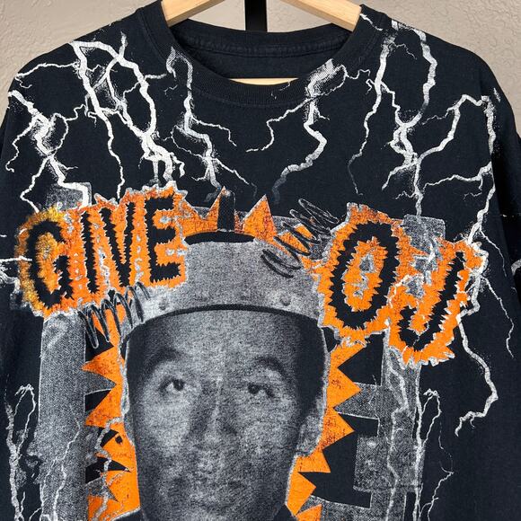 Give OJ The Juice OJ Simpson Modern Streetwear AOP Backstock Co XL Tee - Picture 3 of 5